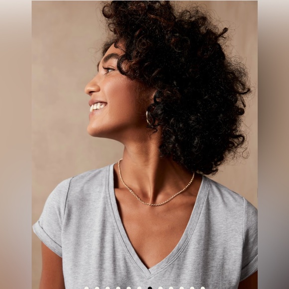 NWT Banana Republic TIMELESS V-NECK T-SHIRT Yellow Maize Size L - Picture 7 of 12